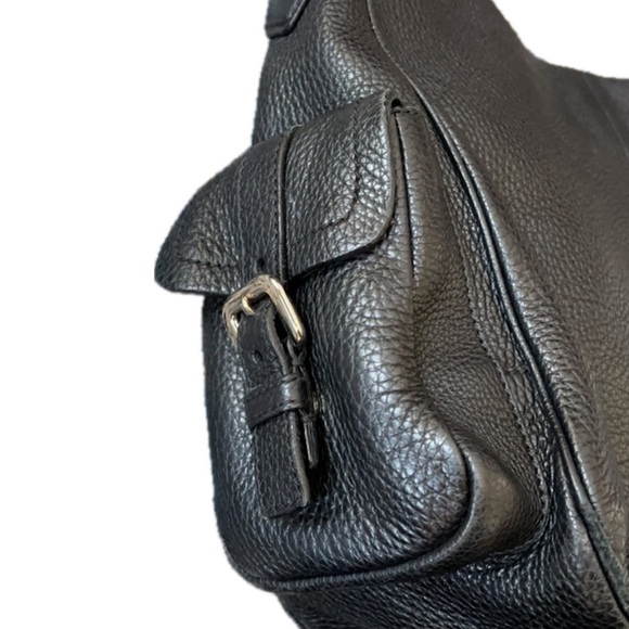 COPY - Authentic Prada Vintage Leather Shoulder Bag - Picture 4 of 13
